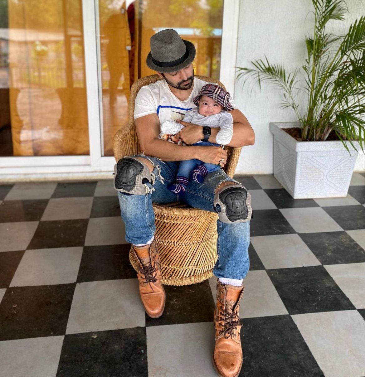 debina and gurmeet baby